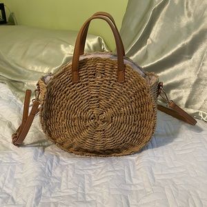 Basketweave circle purse